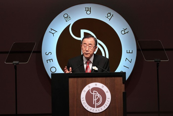 Tổng Thư ký Liên Hợp Quốc Ban Ki-moon phát biểu tại lễ trao giải Hòa bình Seoul.